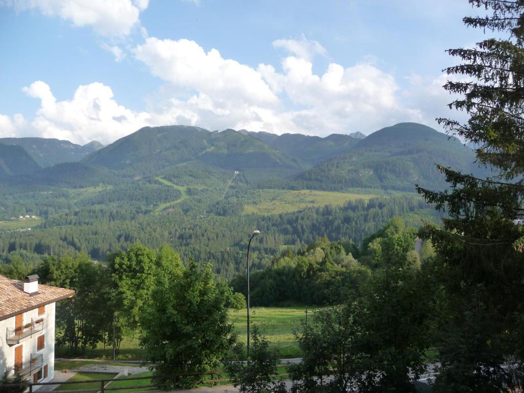 Cavalese Luxury Mountain And Sky Leilighet Rom bilde